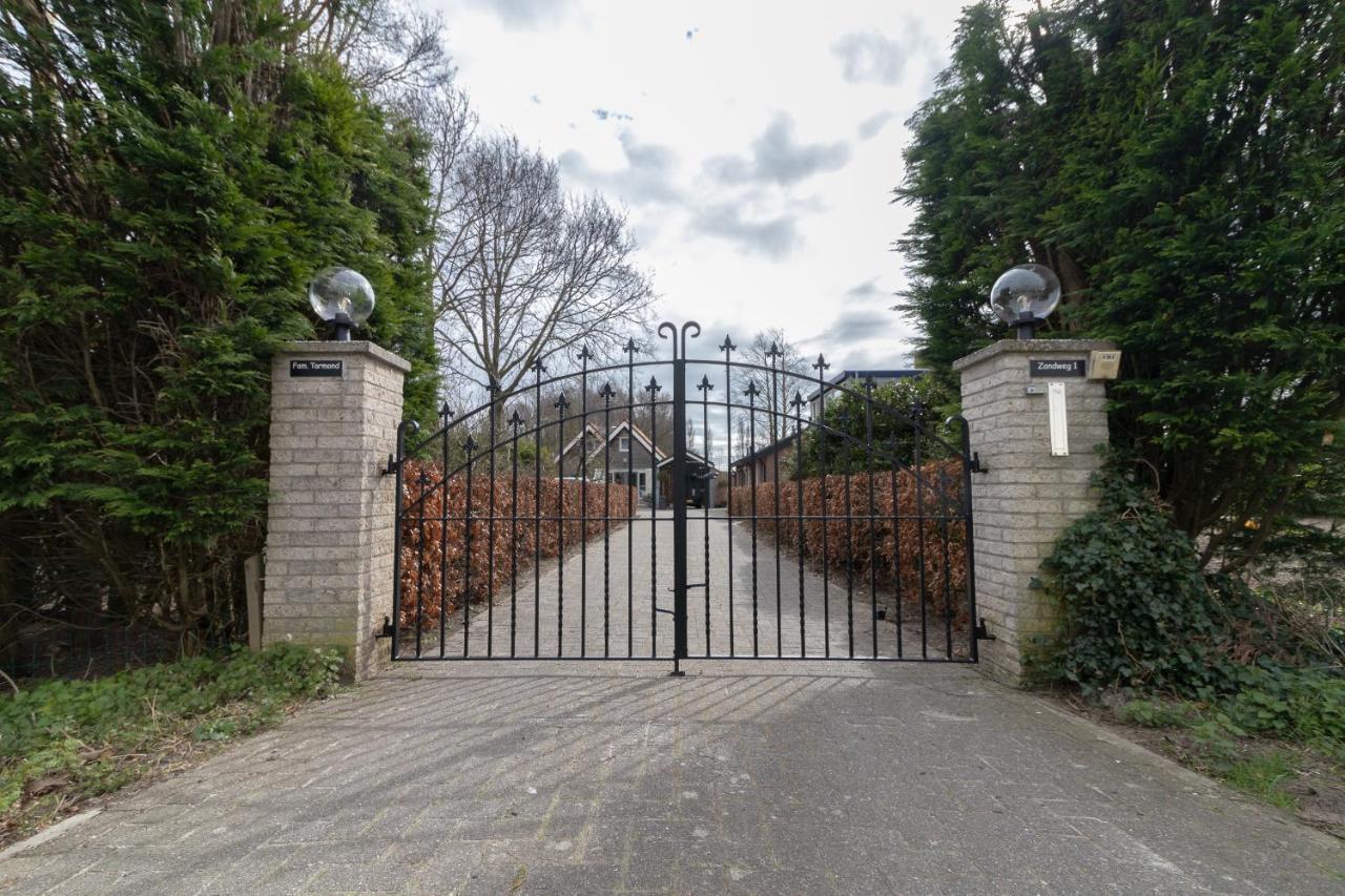 De Vrienden Van Sir Sirjansland Exterior photo